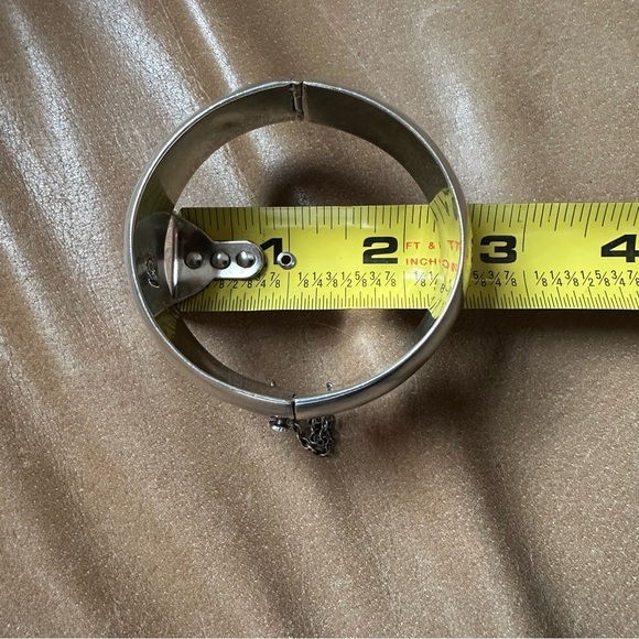 Vintage Sterling Silver cuff bangle bracelet Mexico modernist brutalist w chain - Picture 9 of 9